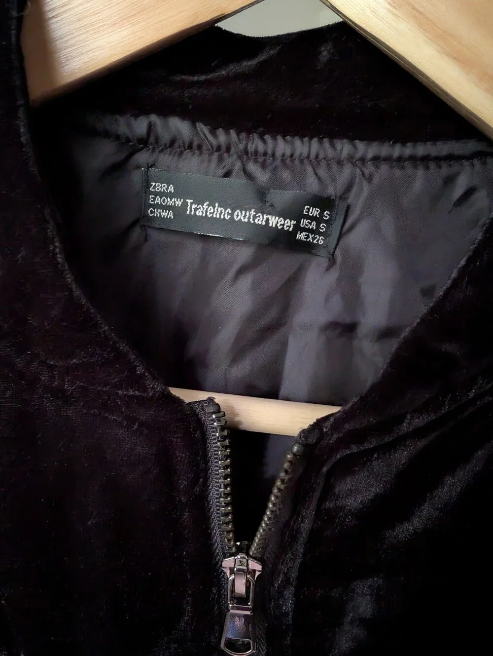 Floral Embroidered Velvet Bomber Jacket - Black - Picture 3 of 4